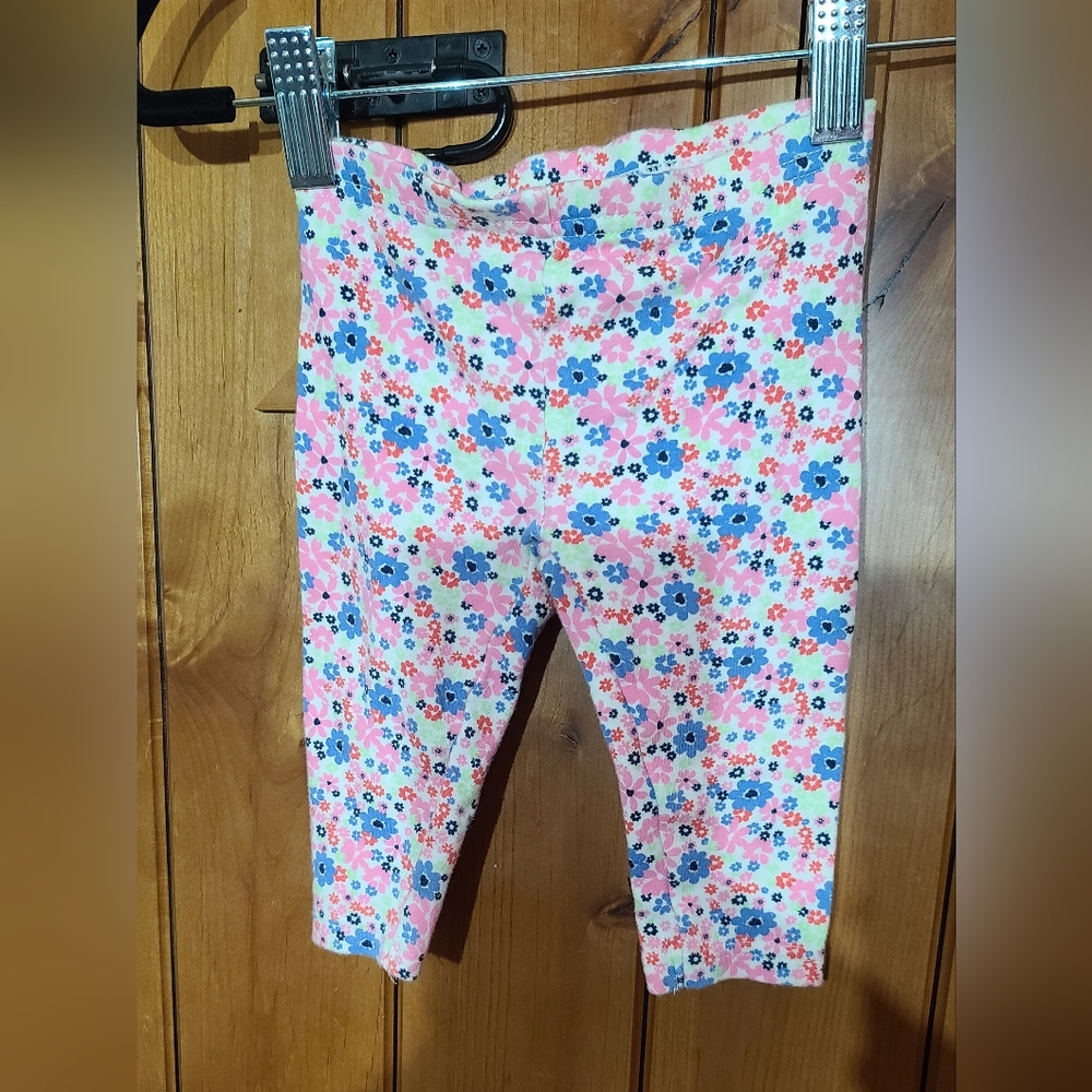 6 pairs 3-6m pants black dots is a 3m